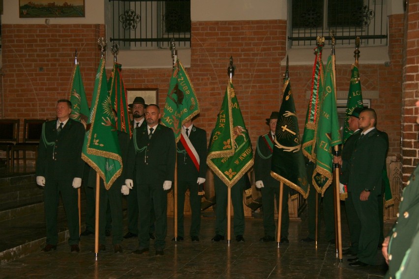 Malbork-Elbląg. Złom dla malborskiego myśliwego. Najwyższe odznaczenie odebrał podczas Hubertusa