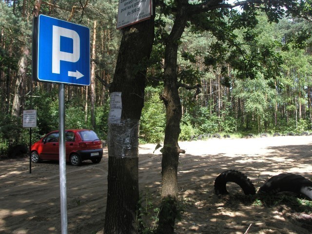 Nad bezpieczeństwem kapiących się nad jez. Wysoka czuwają...