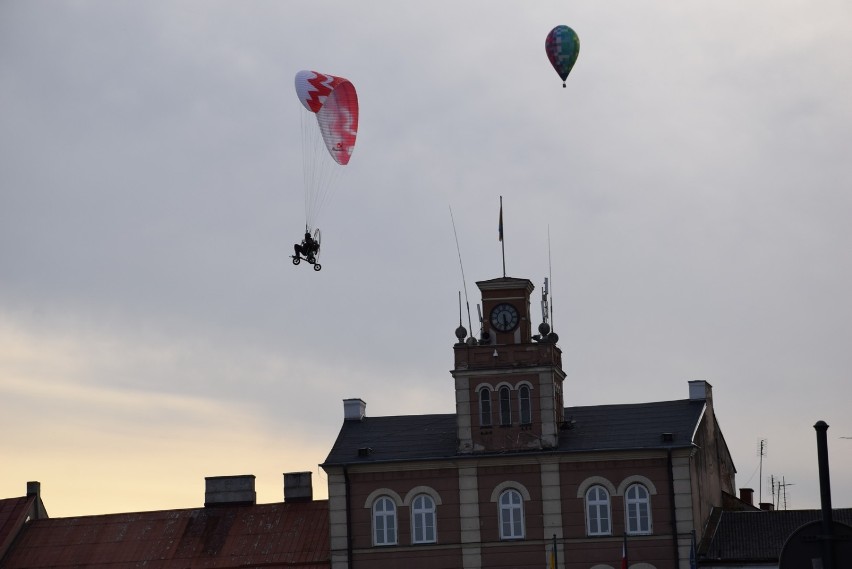 Fiesta balonowa w Skierniewicach. Widzów w Rynku nie brakowało [ZDJĘCIA]