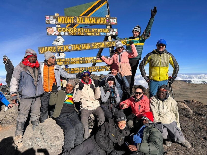 Mieszkańcy powiatu gnieźnieńskiego weszli na Kilimandżaro i uczestniczyli w maratonach w Tanzanii i Japonii