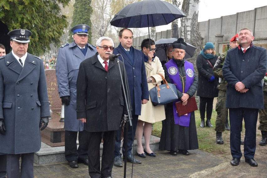 Obchody 79. rocznicy zbrodni katyńskiej w Łasku [zdjęcia i wideo]