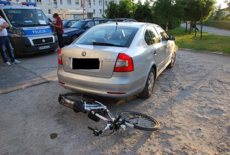 KPP Kwidzyn: Na ul. Odrowskiego kierowca samochodu potrącił 8-latka jadącego rowerem