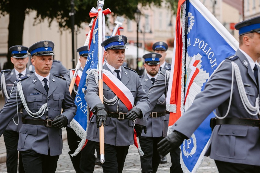 Podkarpaccy policjanci obchodzili dziś swoje święto w Rzeszowie [ZDJĘCIA, WIDEO]