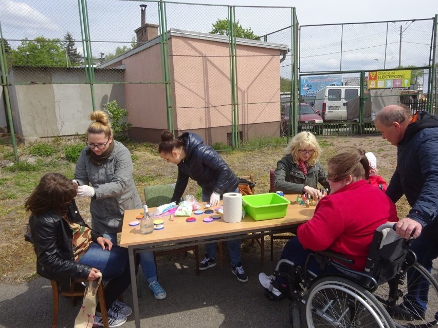 Festiwal godności i solidarności. Zespół Szkół Specjalnych w Ostrowcu świętował z przyjaciółmi [ZDJĘCIA]