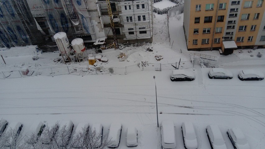 Śnieg zasypał Dolny Śląsk
