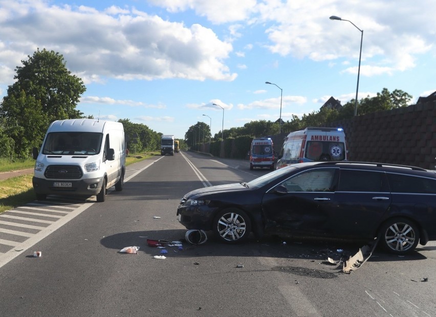 Tragiczny wypadek w Przecławiu. Nie żyje motocyklista [ZDJĘCIA]