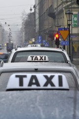 Kraków. Liderzy sąsiedztwa i taxi dla seniora