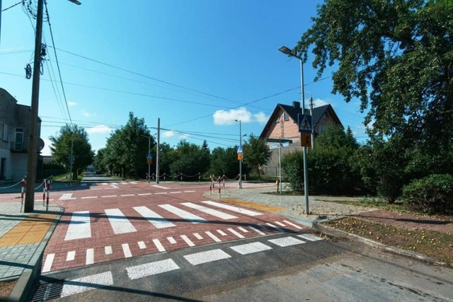 Na skrzyżowaniu ulic Limanowskiego z Podjazdową kierowcy będą musieli zwolnić i dzięki temu ma być bezpieczniej