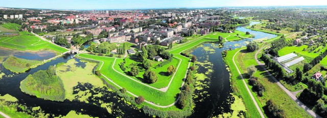 Dolne Miasto - największa nadzieja na przemyślany rozwój miasta do środka. Opływ Motławy - jeden z najpiękniejszych zakątków Trójmiasta - to największa atrakcja.