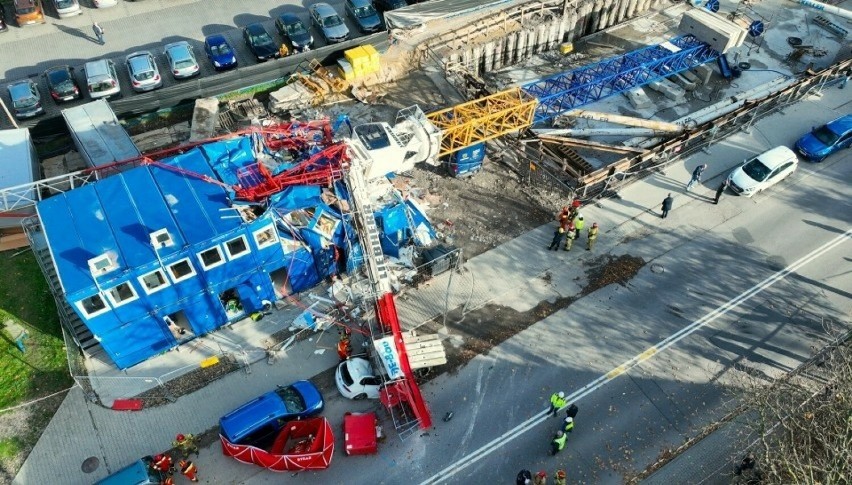 Cztery miesiące po tragedii na budowie budynku sądu w Wieliczce. Śledztwo prowadzi prokuratura w Pińczowie 
