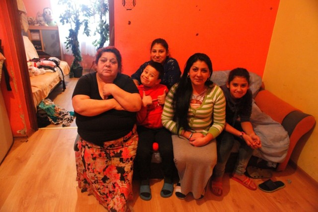 Rodziny romskie nie chcą opuszczać domu przy ul. Wąskiej