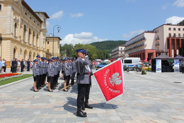 Krynica-Zdrój była miejscem niezwykle podniosłej uroczystości - obchodów 104. rocznicy powołania Policji Państwowej