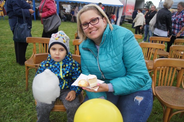 Piknik rodzinny "Pomost dla pokoleń" w Radomsku