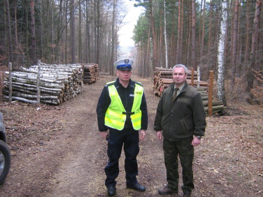 Wspólne patrole policji i służby leśnej będą teraz coraz...