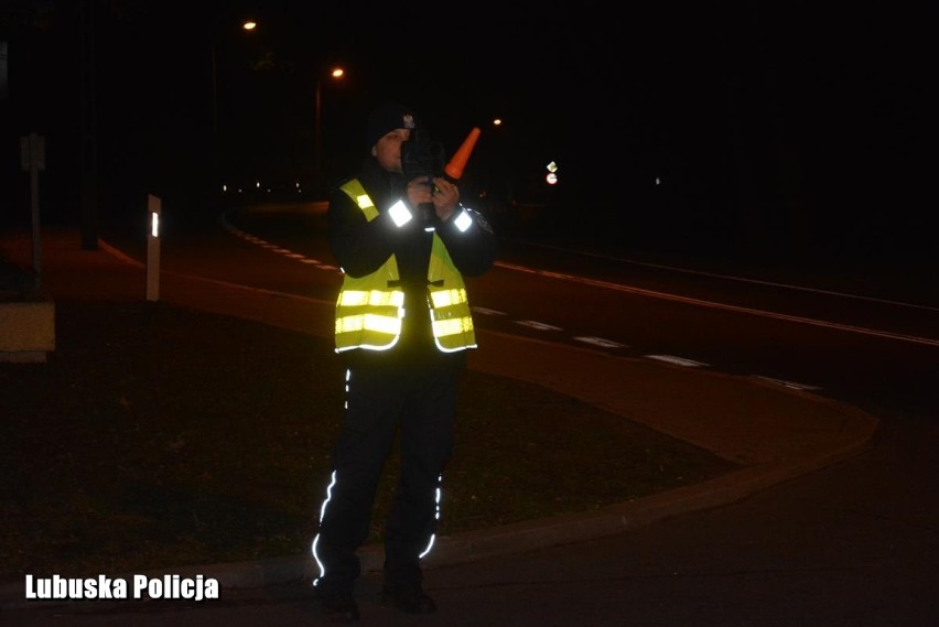 19 mandatów w kilka godzin. Akcja policji z trzech komend [ZDJĘCIA, WIDEO]