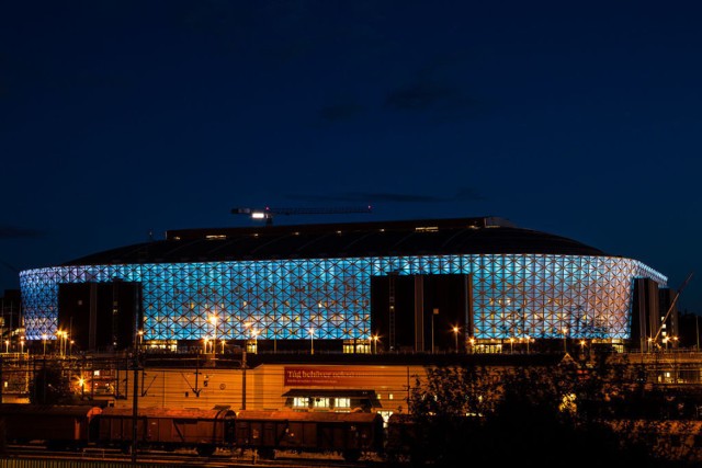 Nowo wybudowany obiekt sztokholmski - Friends Arena będzie gościć reprezentacje Szwecji i Anglii.