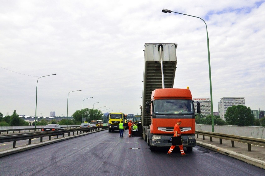 Remont mostu Łazienkowskiego zakończy się dwa tygodnie...