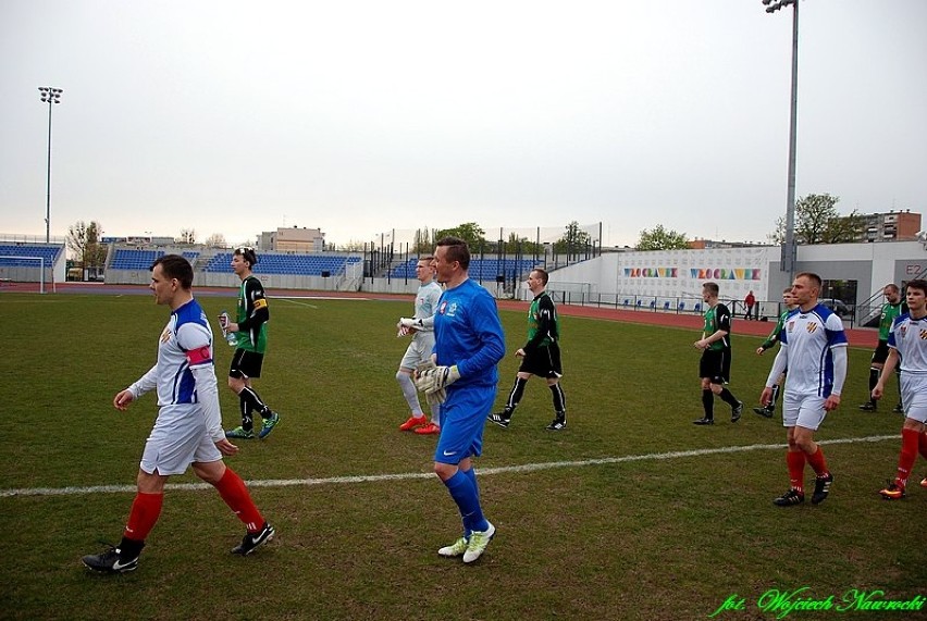 Włocłavia Włocławek - Dąb Barcin 0:0 w zaległym meczu 17. kolejki 5. ligi [zdjęcia, wideo] 