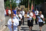 Odpust w Kościelnej Wsi. Tłumy w kościele i przy straganach. ZDJĘCIA