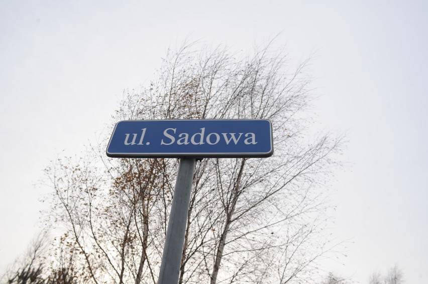 Leszno. Mieszkańcy Sadowej już nie są zadwoleni z  odnowionej drogi