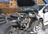 Groźny wypadek w Głuszycy. Poważnie ranna pasażerka trafiła do szpitala