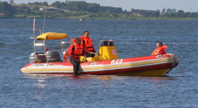 Nad bezpieczeństwem kąpiących czuwa m.in. SAR