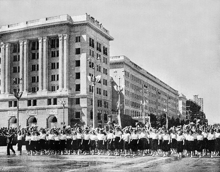 Dnia 22 lipca 1945 roku, dokładnie rok po Manifeście,...