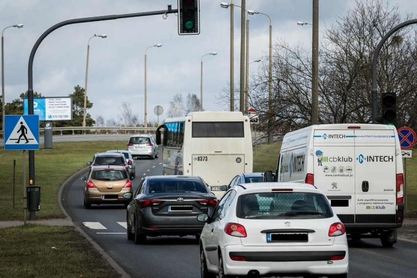 Planowana będzie również przebudowa przejść i przejazdów...