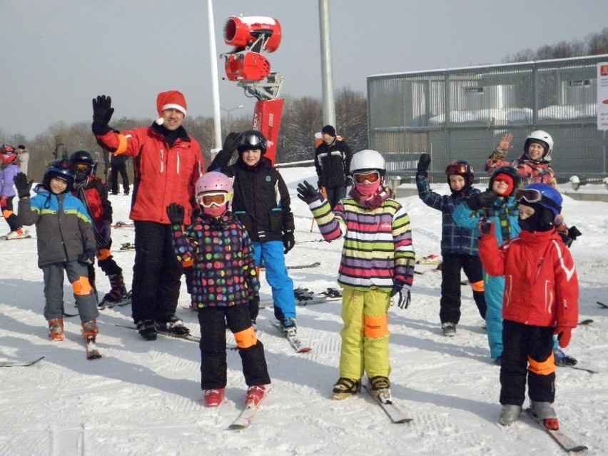 Ferie zimowe 2013 w Beskidach [ZDJĘCIA]. Zobacz tłumy na Dębowcu