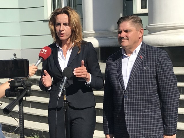 - Radni PiS uprawiają politykę - mówili posłowie Anna Maria Białkowska i Leszek Ruszczyk z Platformy Obywatelskiej.