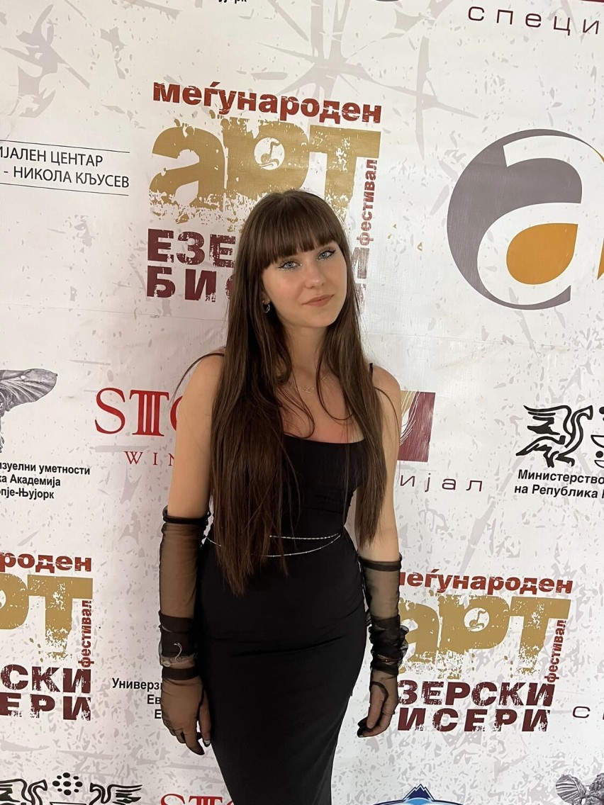 Zdjęcia z wyjazdu wokalistki na festiwal w Macedonii