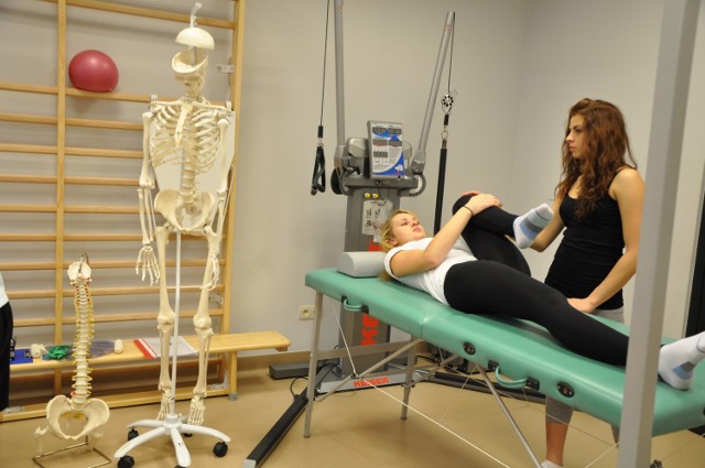 Przez pięć lat studenci odbędą 1560 godzin praktyk z fizjoterapii