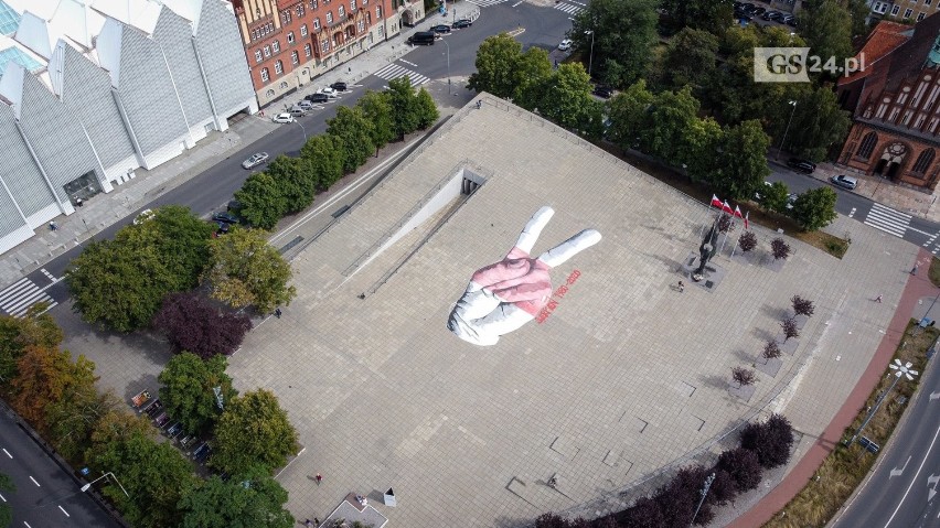 Mural na dachu "Przełomów". Zobaczcie jak wygląda z lotu ptaka 