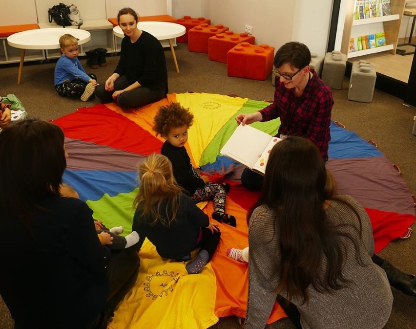 W Bibliotece Publicznej wystartował Klub Malucha ,,Lokomotywa"