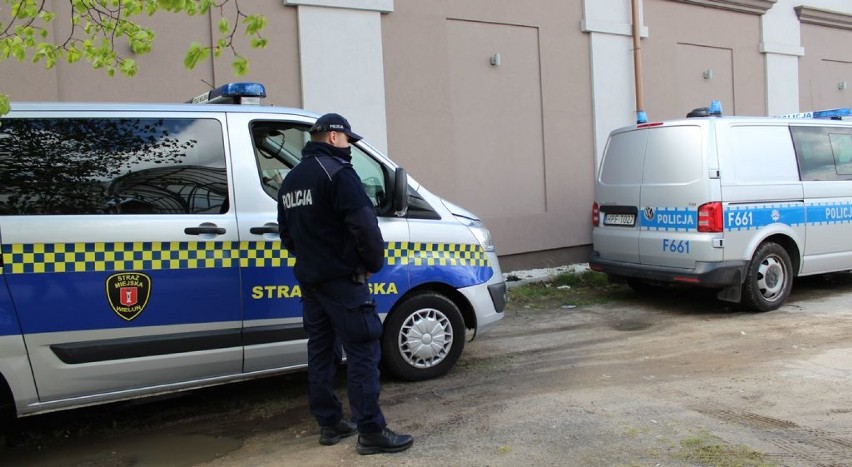Policja poszukuje świadków potrącenia w rejonie wieluńskiego targowiska 