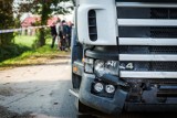 Zderzenie z ciężarówką w Emilianowie. Wyprzedzanie groźne w skutkach [FOTO, WIDEO]