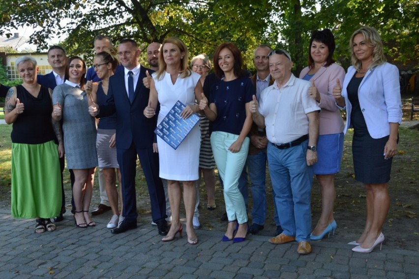 Wybory 2018 w Bełchatowie. Elżbieta Kudaj prezentuje swoich kandydatów na radnych