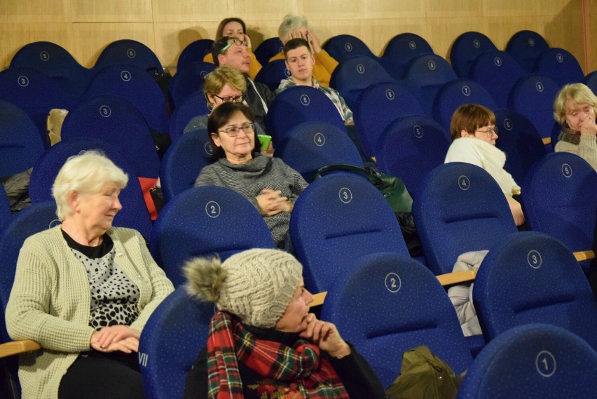 Grudniowa odsłona "Dyskusyjnego Klubu Filmowego dla seniorów" w Skierniewicach