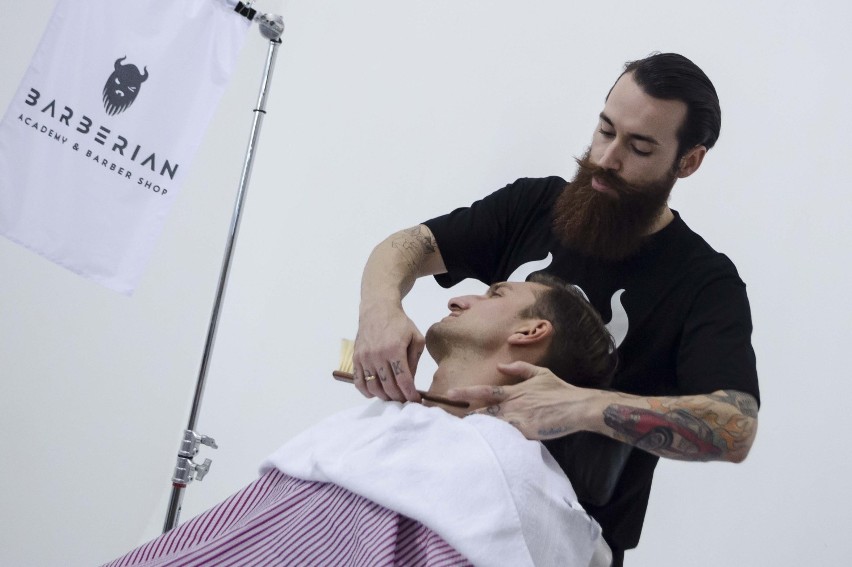 Barberian Academy Warszawa - nowy biznes Adama "Nergala" Darskiego