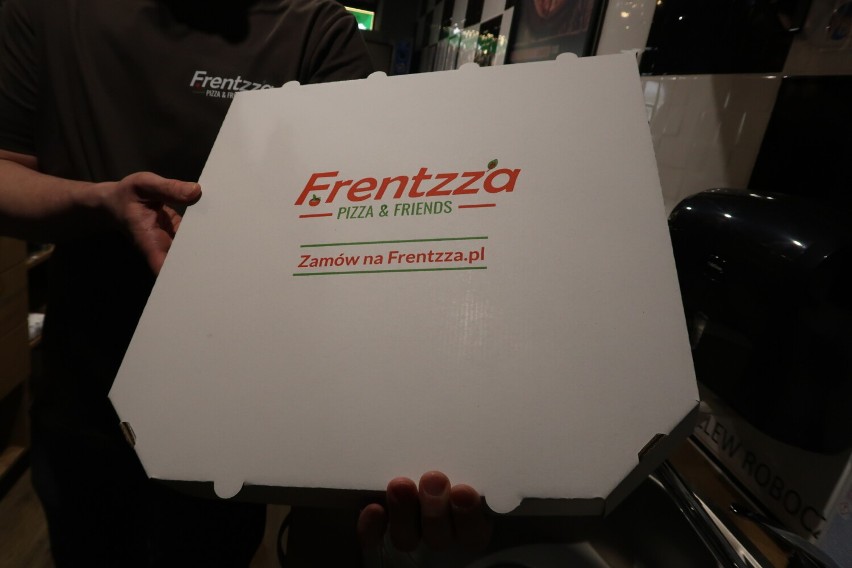 Oryginalna pizza vermi już dostępna jest w Wałbrzychu.