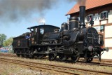 Kolej na Wawer. Przejazd parowej lokomotywy, zabytkowe auta i wielki piknik