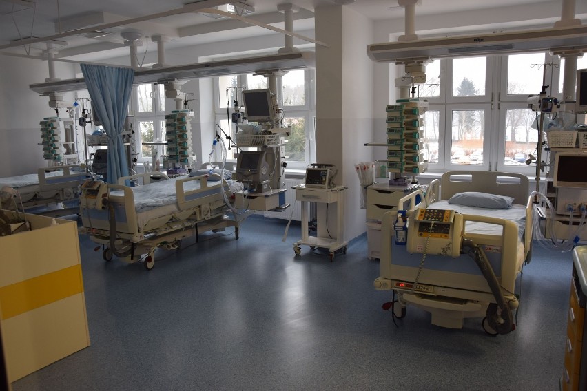 Szpital w Szczecinku w ekspresowym tempie tworzy miejsca dla chorych na Covid-19