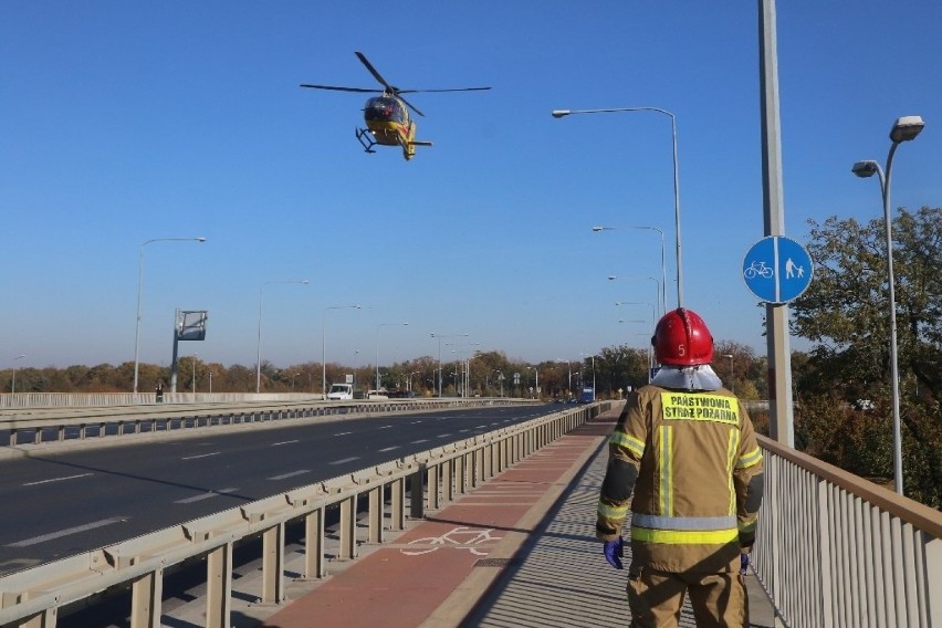 Wypadek na moście Milenijnym we Wrocławiu 29.10.2021