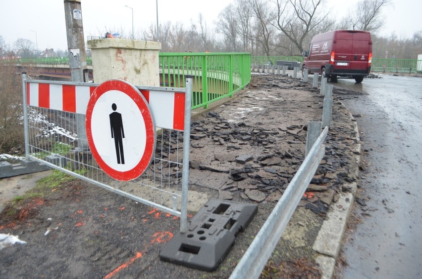 Rozpoczęły się prace na moście nad Starą Odrą w Głogowie