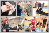 Szkolenie formacji mundurowych we Włocławku - samoobrona, kajdankowanie [zdjęcia]