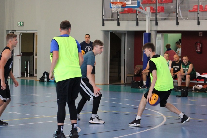 Kraśniczanie wzięli udział w turnieju 3x3 Basket Cup Kraśnik. Zobacz galerię zdjęć i wyniki