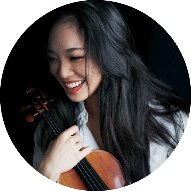 Nancy Zhou - amerykańska skrzypaczka zagra w inauguracyjnym koncercie nowego sezonu Filharmonii Kaliskiej