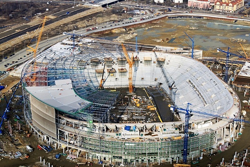 Stadion rośnie - zdjęcia z 9 lutego 2011