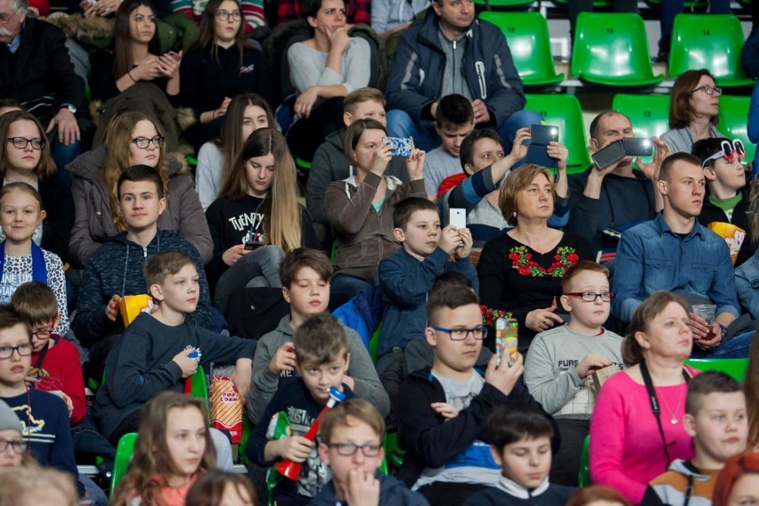 Kibice dopingowali Łuczniczkę Bydgoszcz w meczu z PGE Skrą Bełchatów [zdjęcia z trybun]