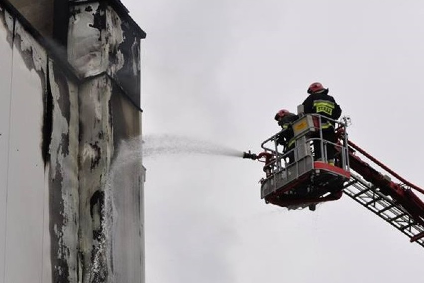 Pożar bloku w Łowiczu